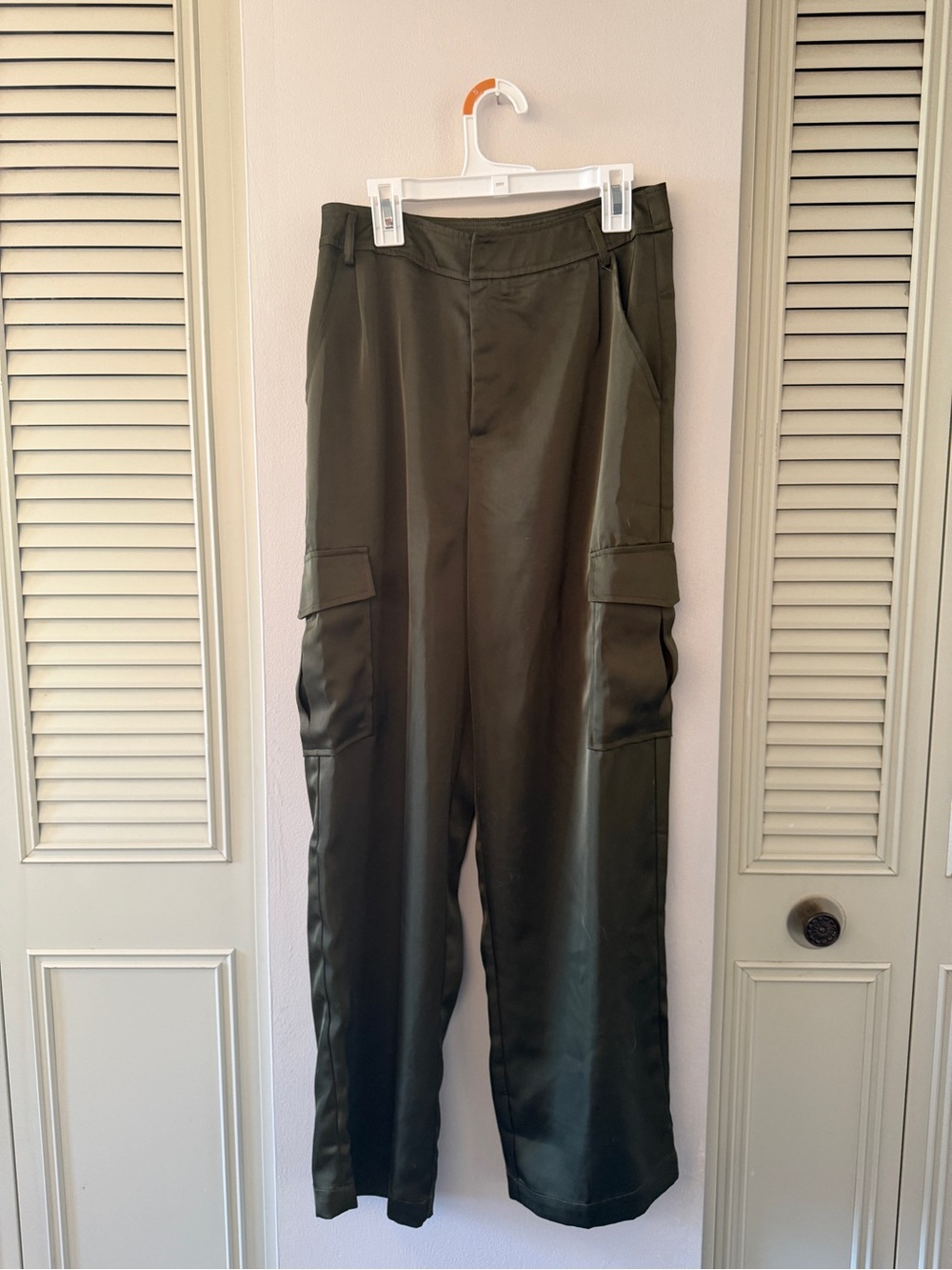 Lulu's Olive Green Wide-Leg Cargo Pants